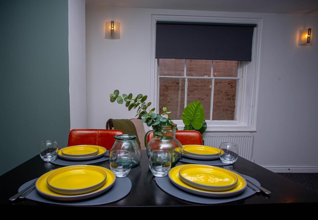 Nest Easy - Derngate Basement Apartment Northampton Exterior photo